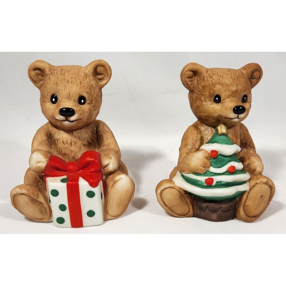 set of 2 vintage HOMCO Home Interiors Christmas BEARS ceramic Tree Present 1986